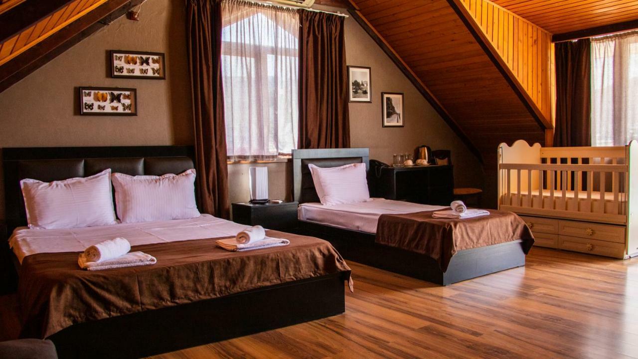 Hotel New Metekhi Tbilisi Bagian luar foto